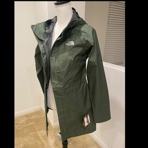 THE NORTH FACE Women's 'VENTURE PARKA' Thyme RAIN JACKET